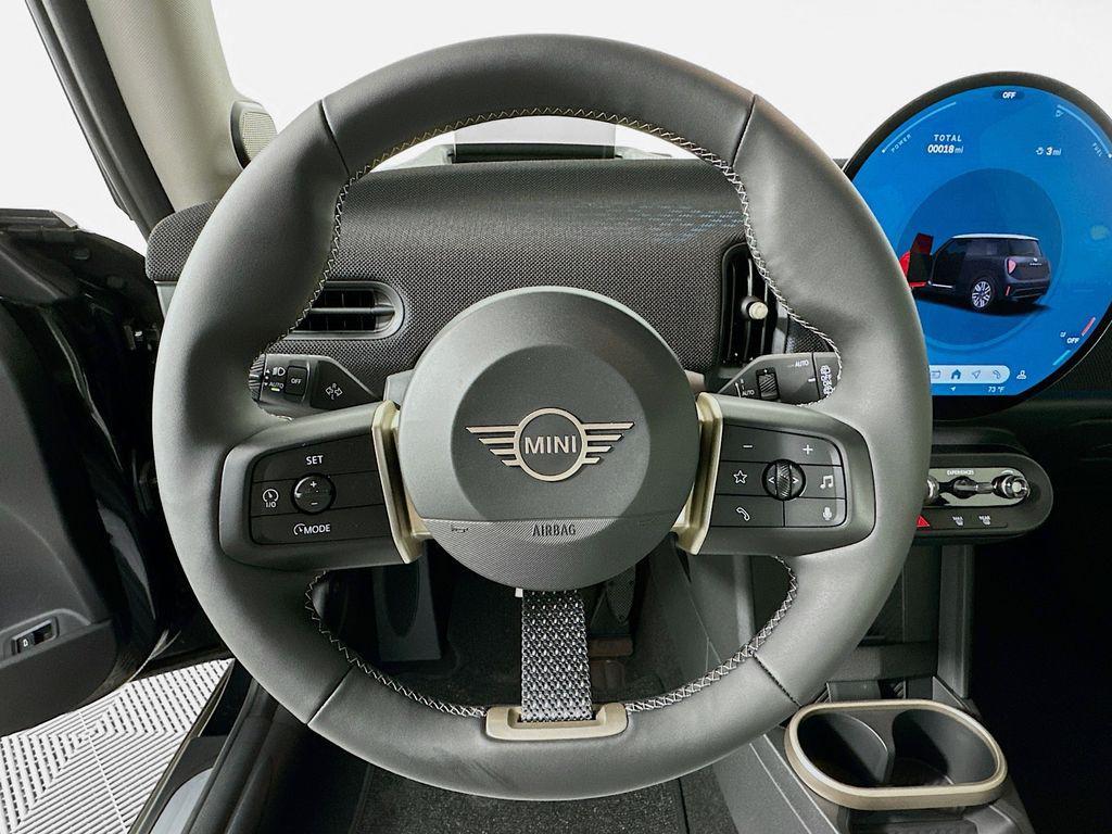 used 2025 MINI Hardtop car, priced at $31,500