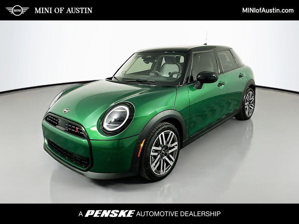 used 2025 MINI Hardtop car, priced at $31,900