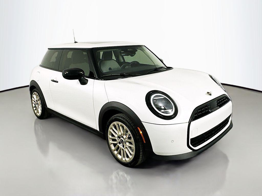 used 2025 MINI Hardtop car, priced at $30,500