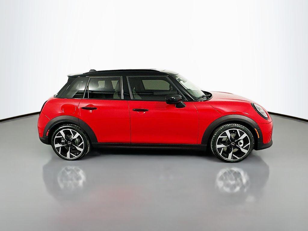 used 2025 MINI Hardtop car, priced at $32,500