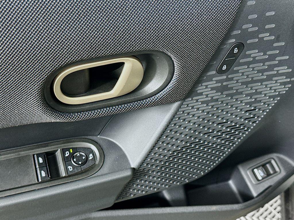 new 2025 MINI Hardtop car, priced at $36,270