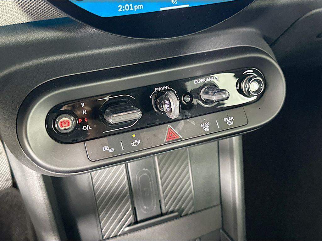 new 2025 MINI Hardtop car, priced at $37,160