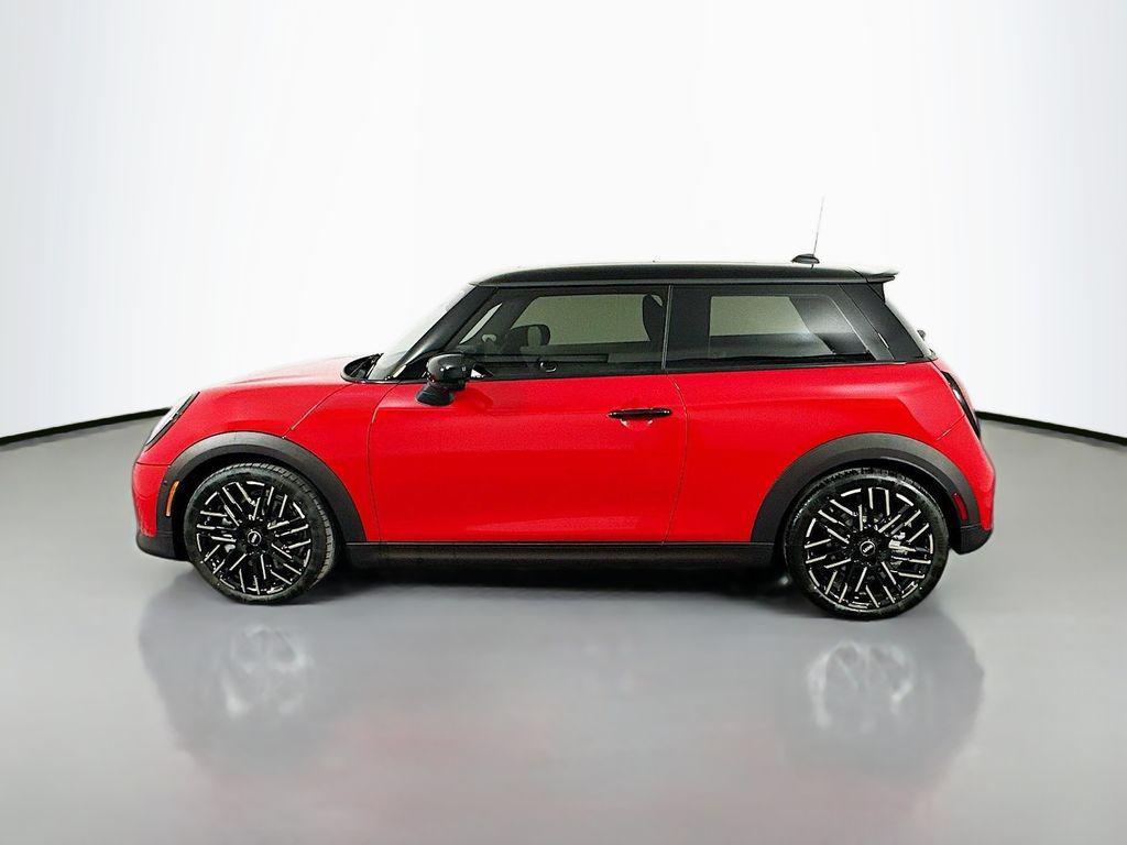 used 2025 MINI Hardtop car, priced at $32,500