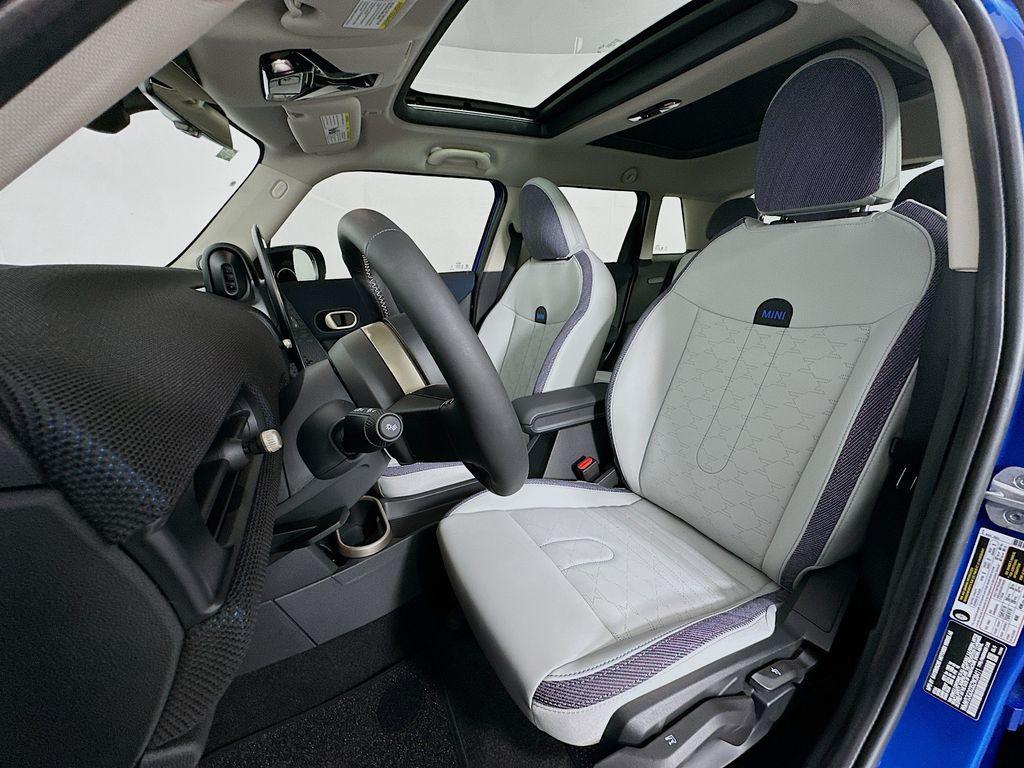 used 2025 MINI Hardtop car, priced at $31,500