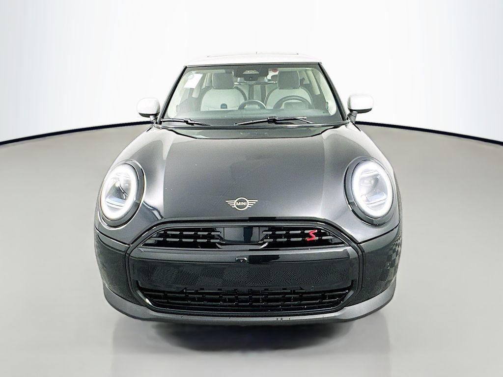 new 2025 MINI Hardtop car, priced at $37,810