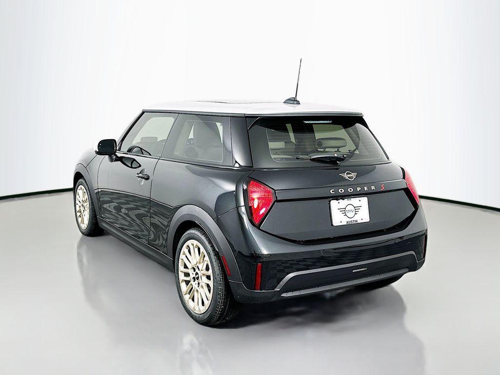 new 2025 MINI Hardtop car, priced at $37,810