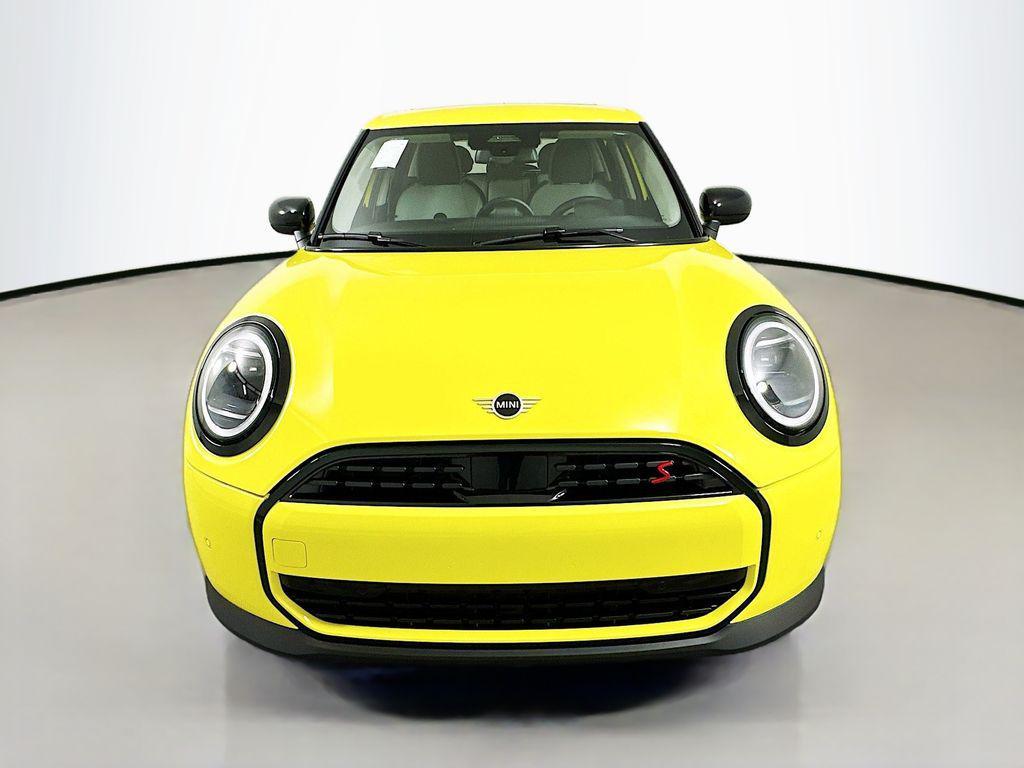 new 2025 MINI Hardtop car, priced at $37,410