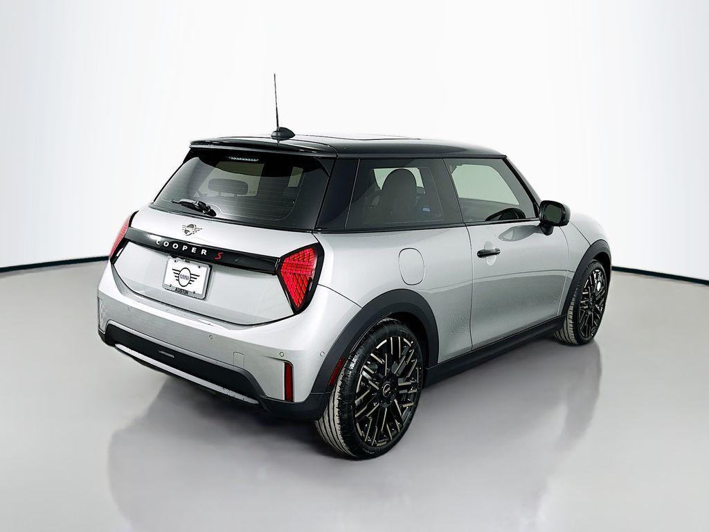 new 2025 MINI Hardtop car, priced at $38,810