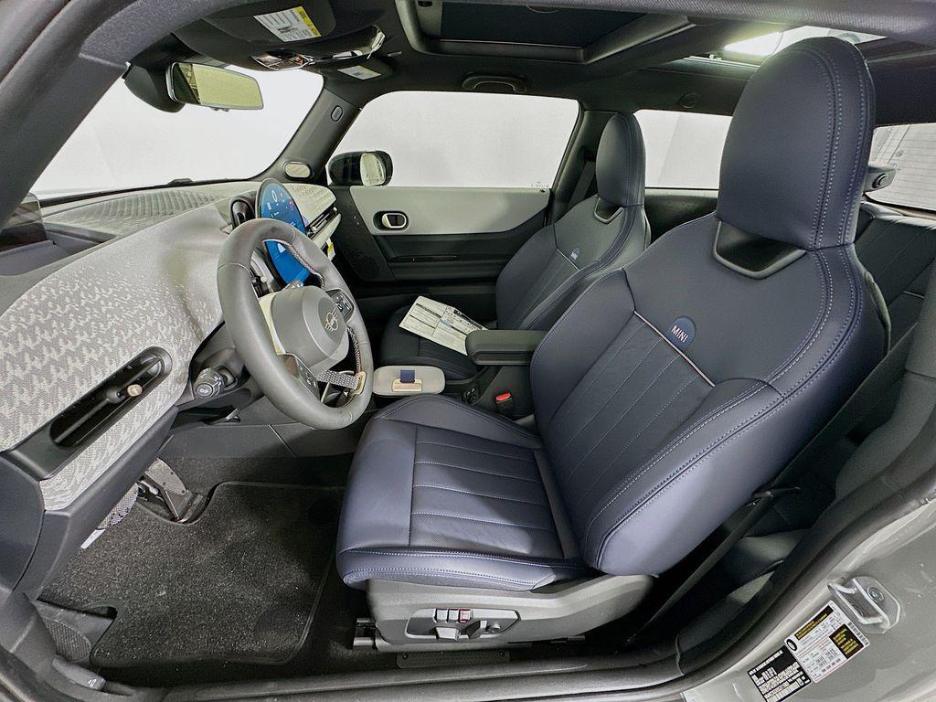 new 2025 MINI Hardtop car, priced at $38,810