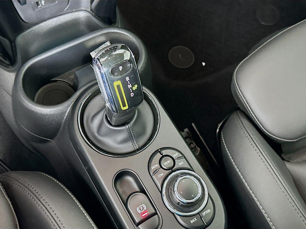 used 2024 MINI Hardtop car, priced at $20,900