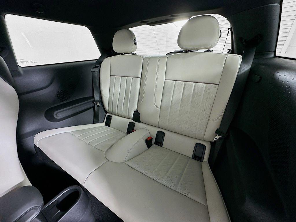 used 2025 MINI Hardtop car, priced at $29,900
