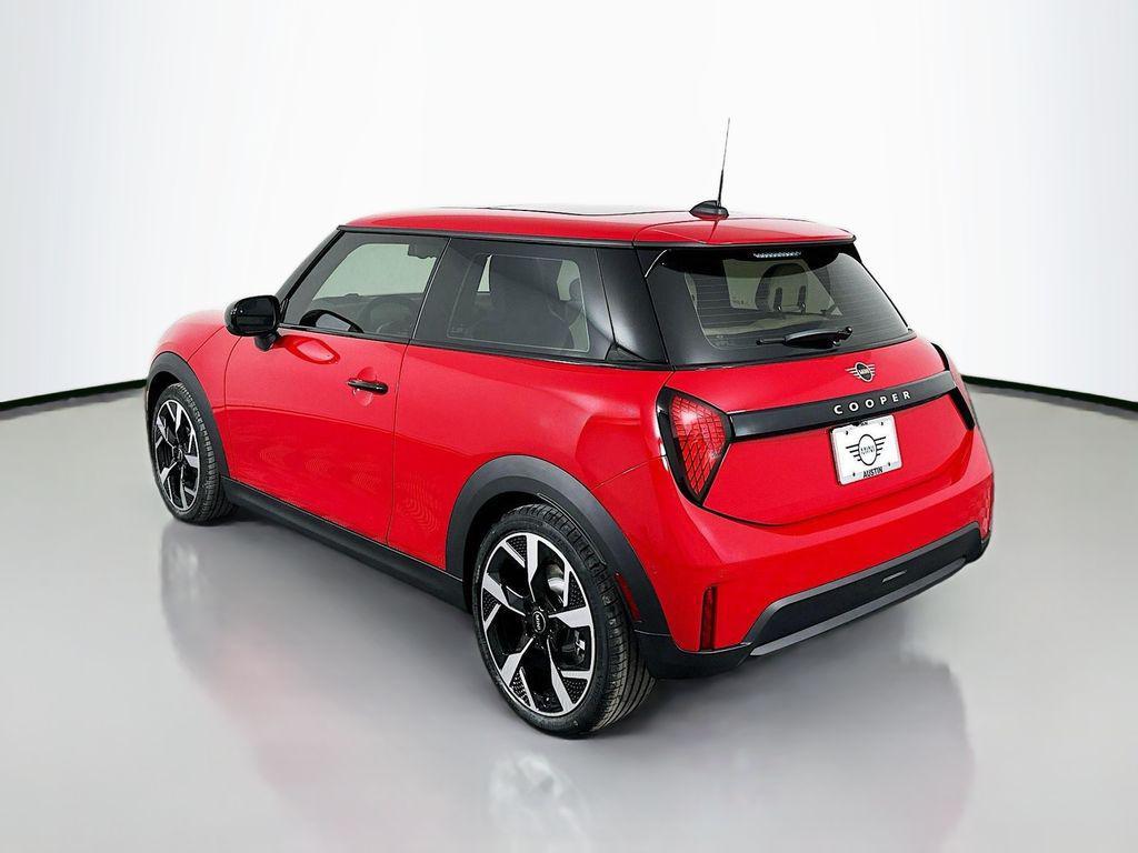 used 2025 MINI Hardtop car, priced at $29,900