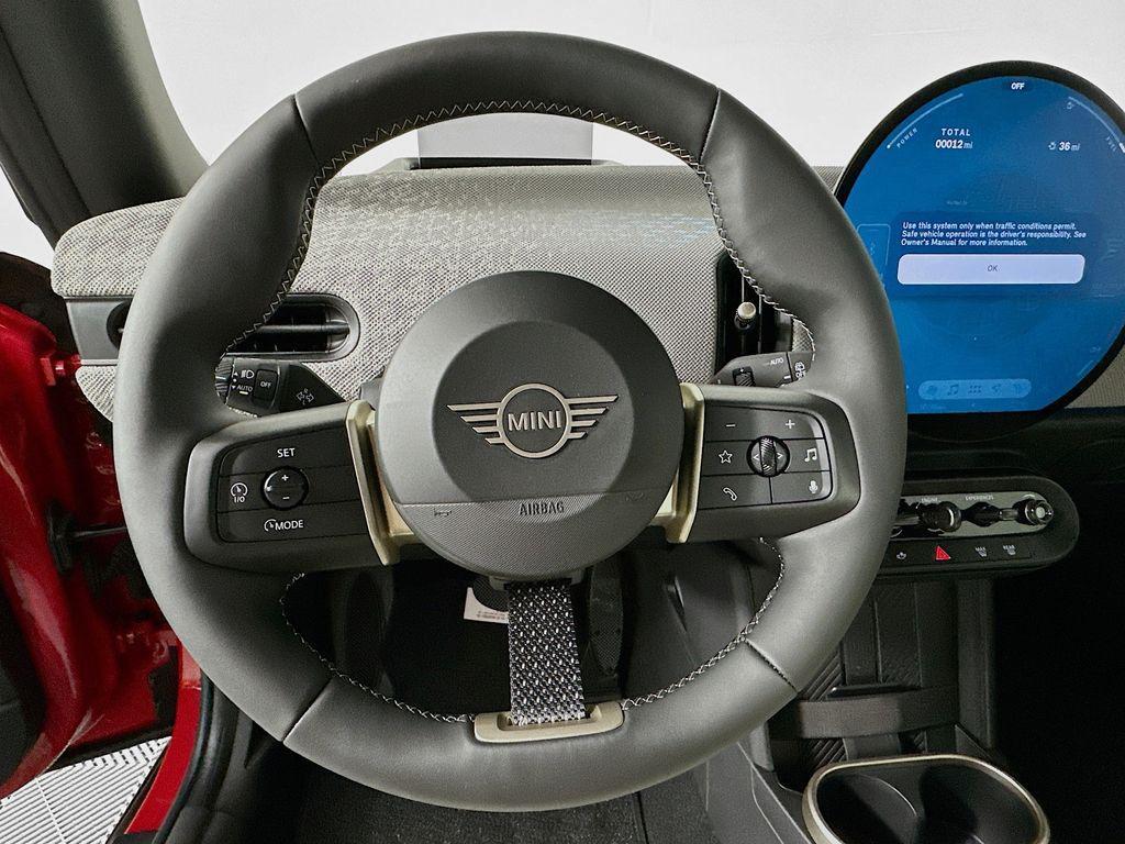 used 2025 MINI Hardtop car, priced at $29,900