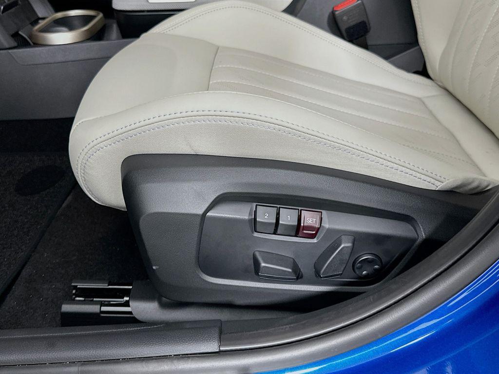 used 2025 MINI Hardtop car, priced at $34,500