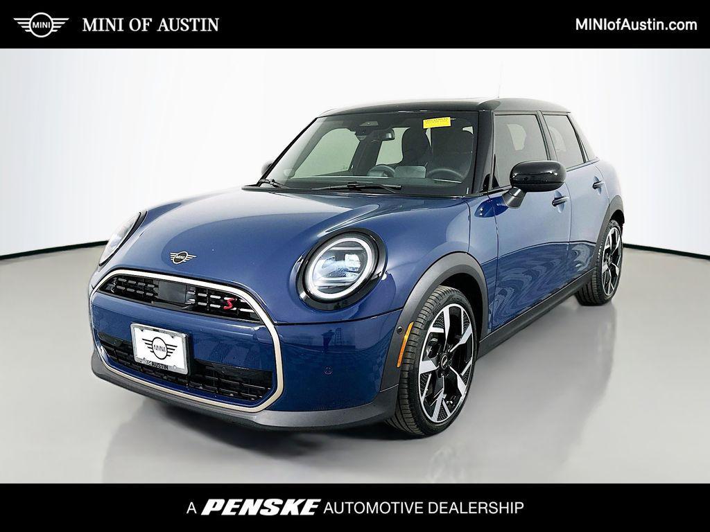 used 2025 MINI Hardtop car, priced at $33,500