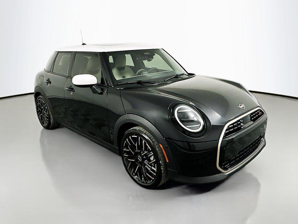 used 2025 MINI Hardtop car, priced at $32,500