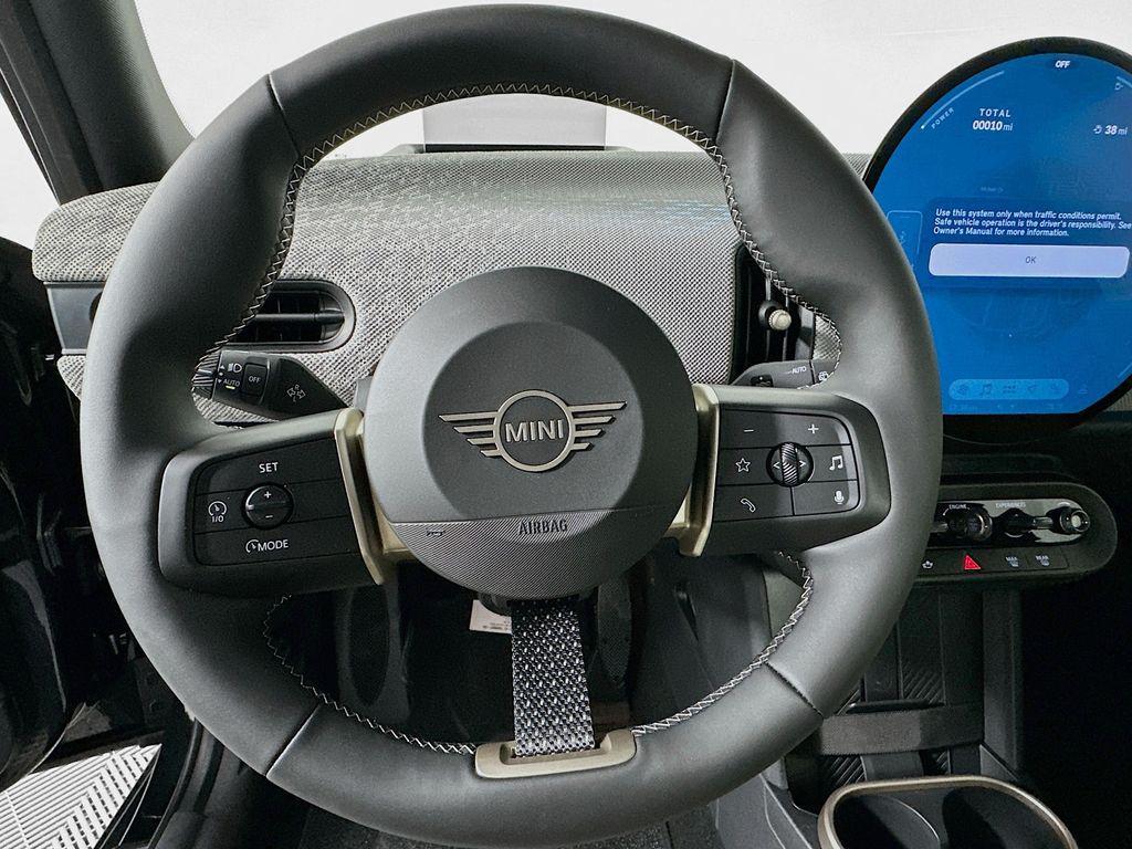 used 2025 MINI Hardtop car, priced at $32,500