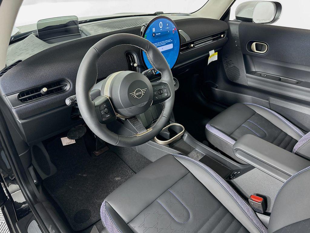 used 2025 MINI Hardtop car, priced at $29,500