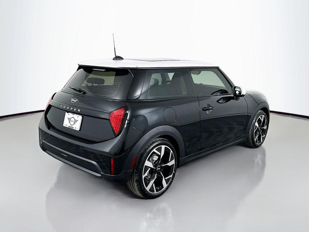 used 2025 MINI Hardtop car, priced at $29,500