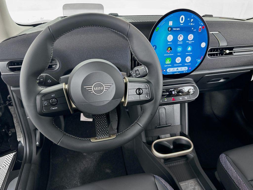 used 2025 MINI Hardtop car, priced at $29,500