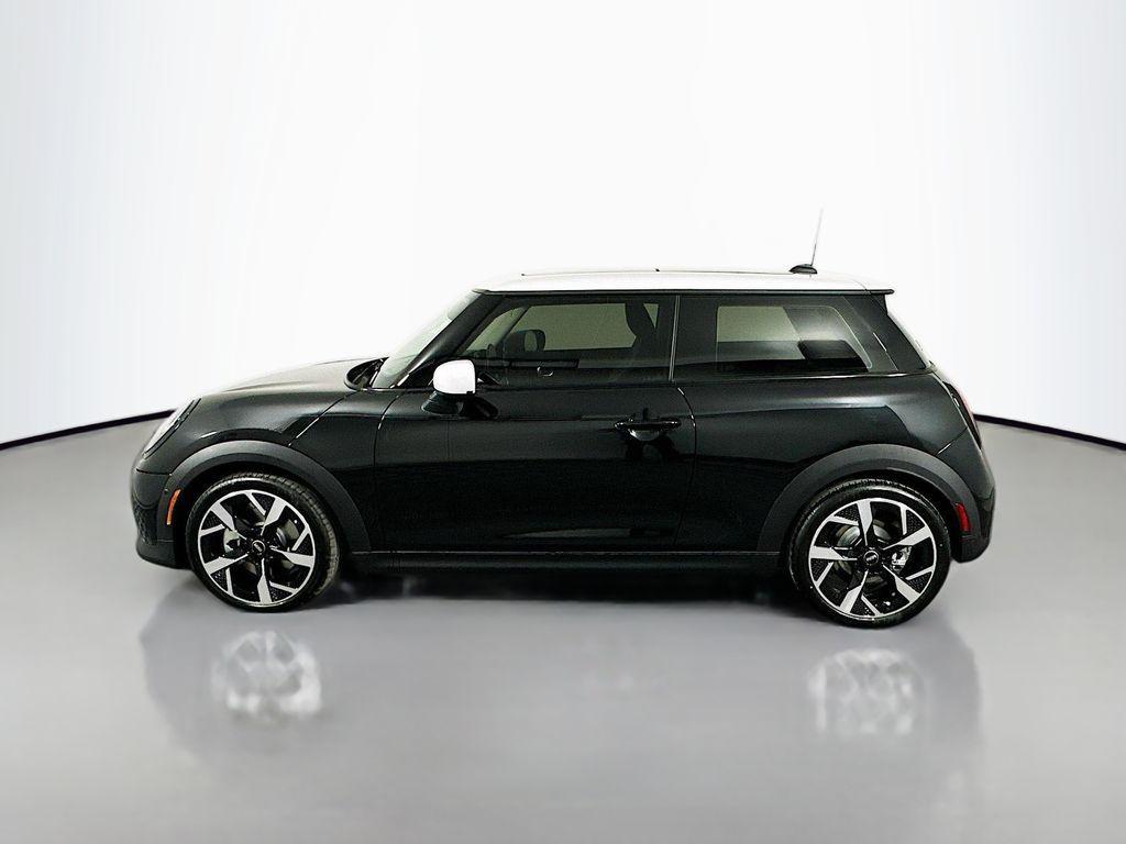 used 2025 MINI Hardtop car, priced at $29,500