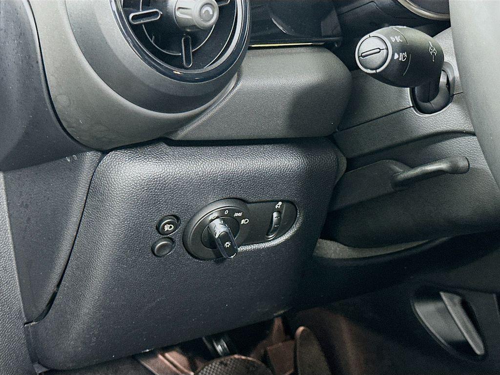 used 2024 MINI Hardtop car, priced at $30,000