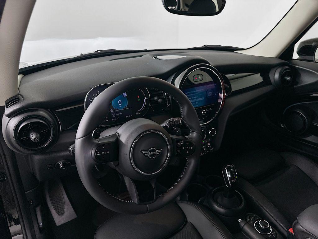 used 2024 MINI Hardtop car, priced at $30,000