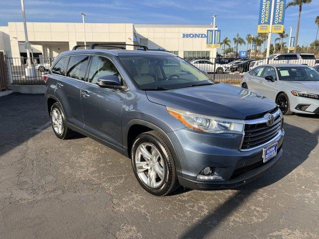 used 2015 Toyota Highlander car, priced at $24,898