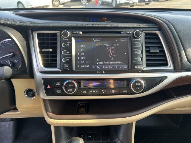 used 2015 Toyota Highlander car, priced at $24,898