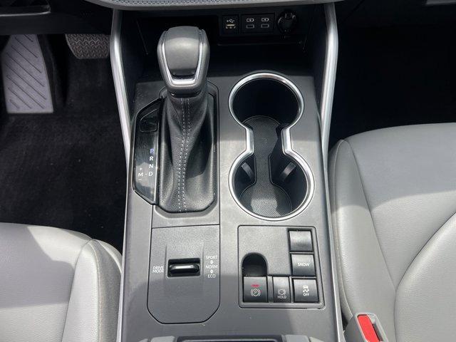 used 2023 Toyota Highlander car, priced at $34,698
