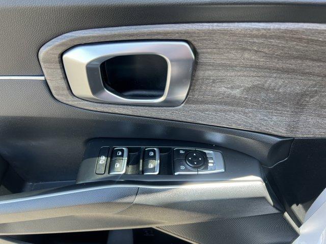used 2022 Kia Sorento car, priced at $28,995