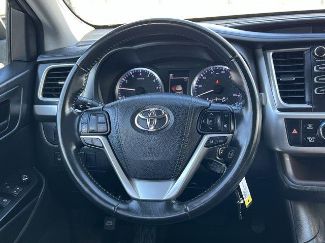 used 2017 Toyota Highlander car, priced at $22,499