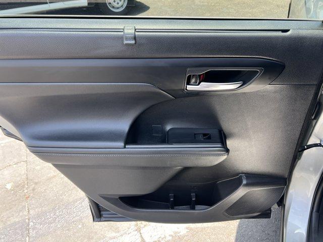 used 2022 Toyota Highlander car, priced at $35,542