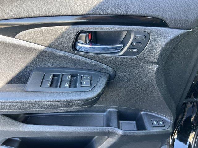 used 2022 Honda Pilot car, priced at $39,468