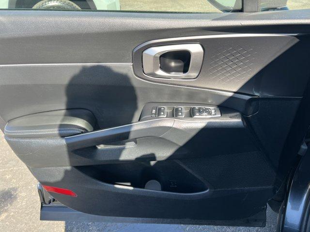 used 2022 Kia Sorento car, priced at $26,895