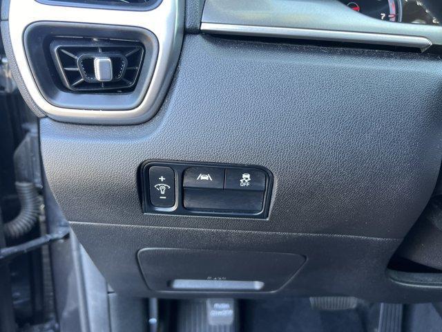 used 2022 Kia Sorento car, priced at $26,895