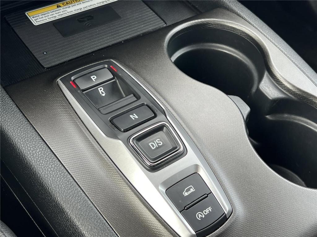 used 2022 Honda Pilot car, priced at $32,997