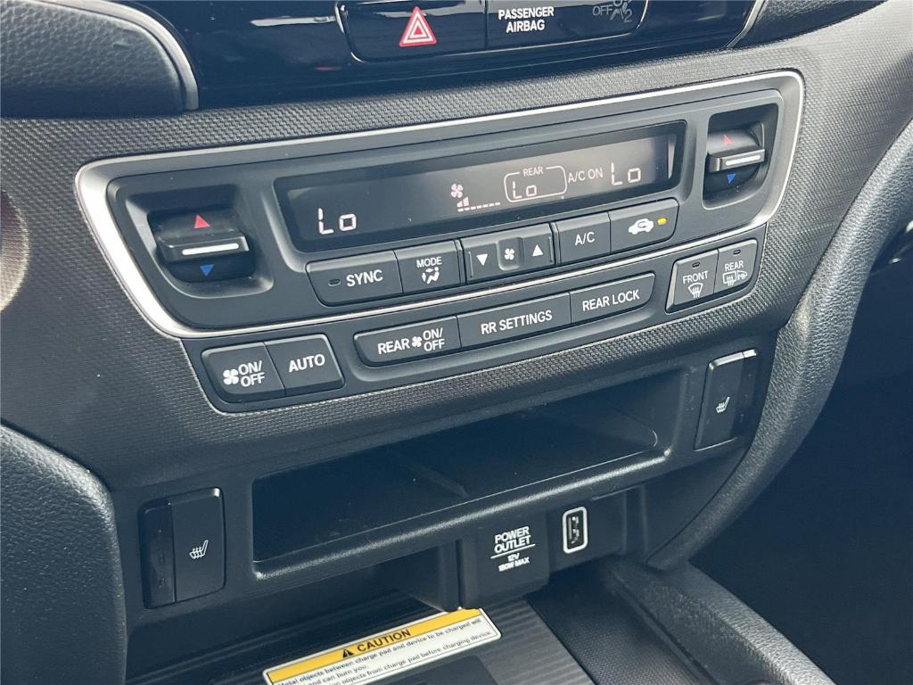 used 2022 Honda Pilot car, priced at $32,997