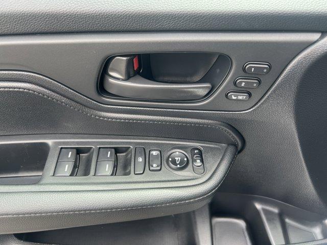 used 2025 Honda Odyssey car, priced at $42,999