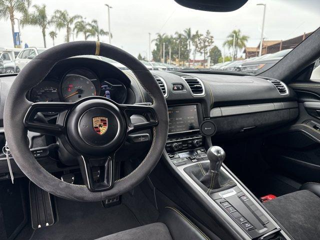 used 2016 Porsche Cayman car