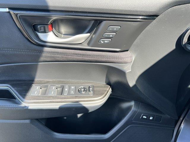 used 2020 Honda Clarity Plug-In Hybrid car, priced at $22,298