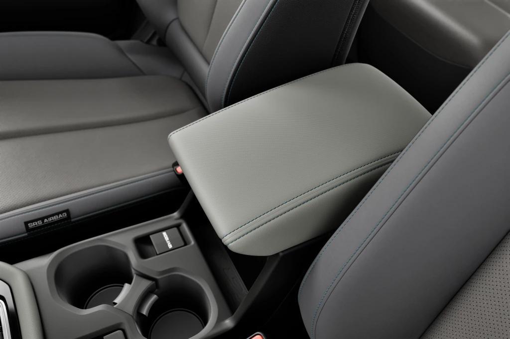 new 2025 Subaru Forester Hybrid car, priced at $44,027