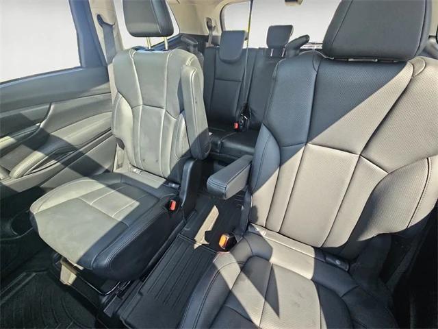 used 2025 Subaru Ascent car, priced at $45,841