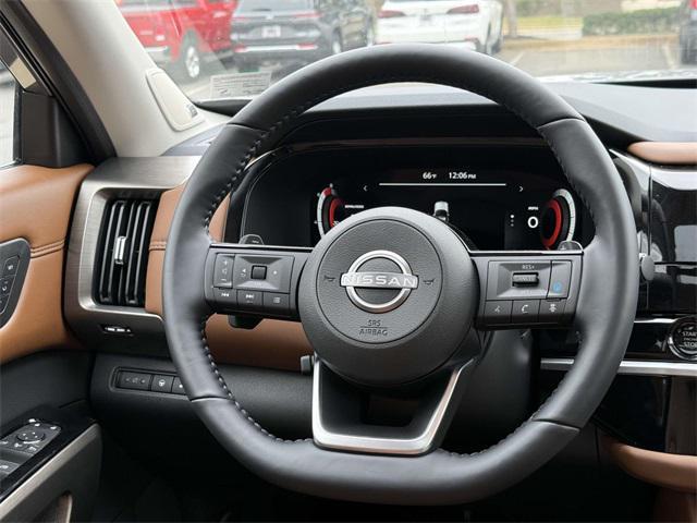 new 2025 Nissan Pathfinder car, priced at $47,108