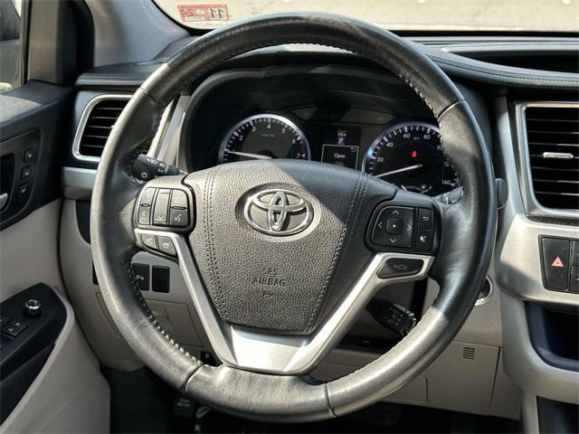 used 2015 Toyota Highlander car, priced at $21,000