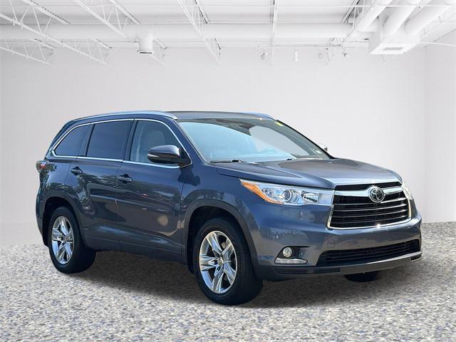 used 2015 Toyota Highlander car, priced at $21,000