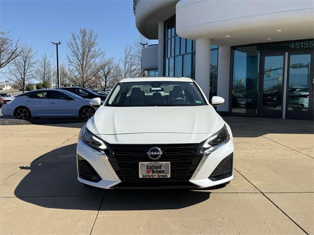 new 2025 Nissan Altima car, priced at $34,560