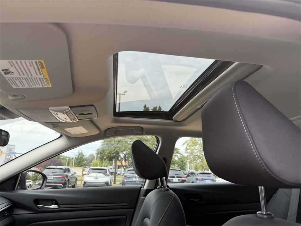 new 2025 Nissan Altima car, priced at $27,750