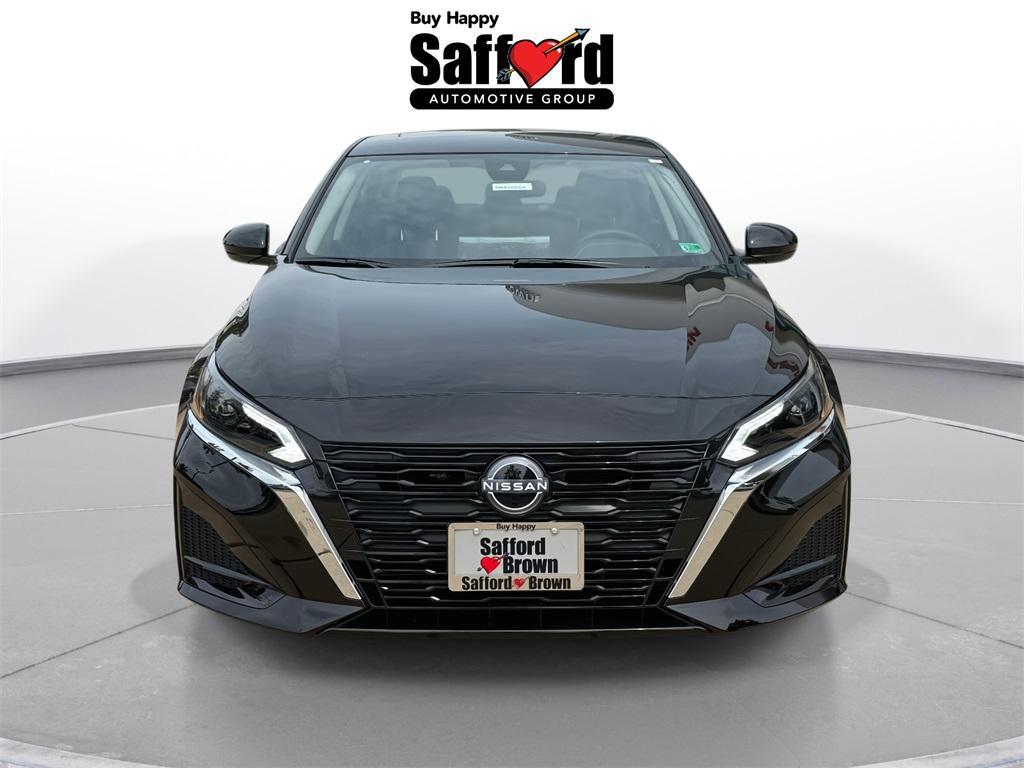 new 2025 Nissan Altima car, priced at $27,750
