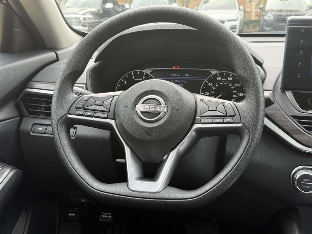new 2025 Nissan Altima car, priced at $27,750